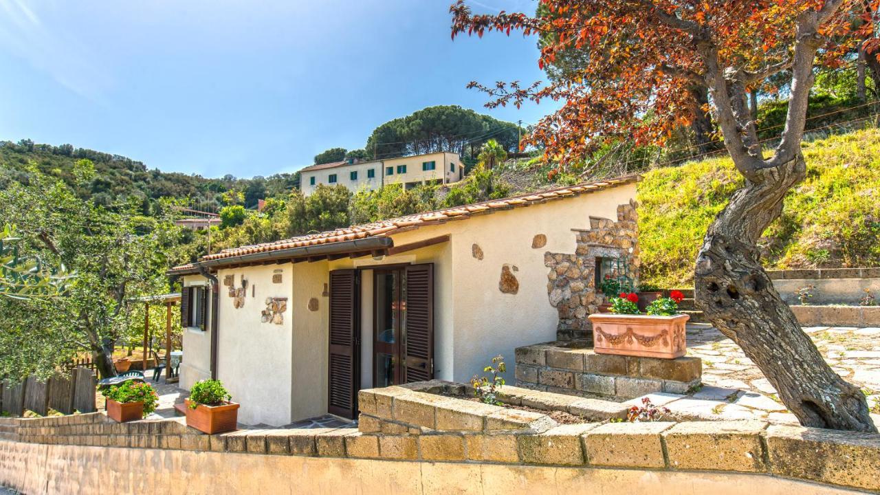 Appartamenti Bellavista By Helloelba Portoferraio Exterior photo